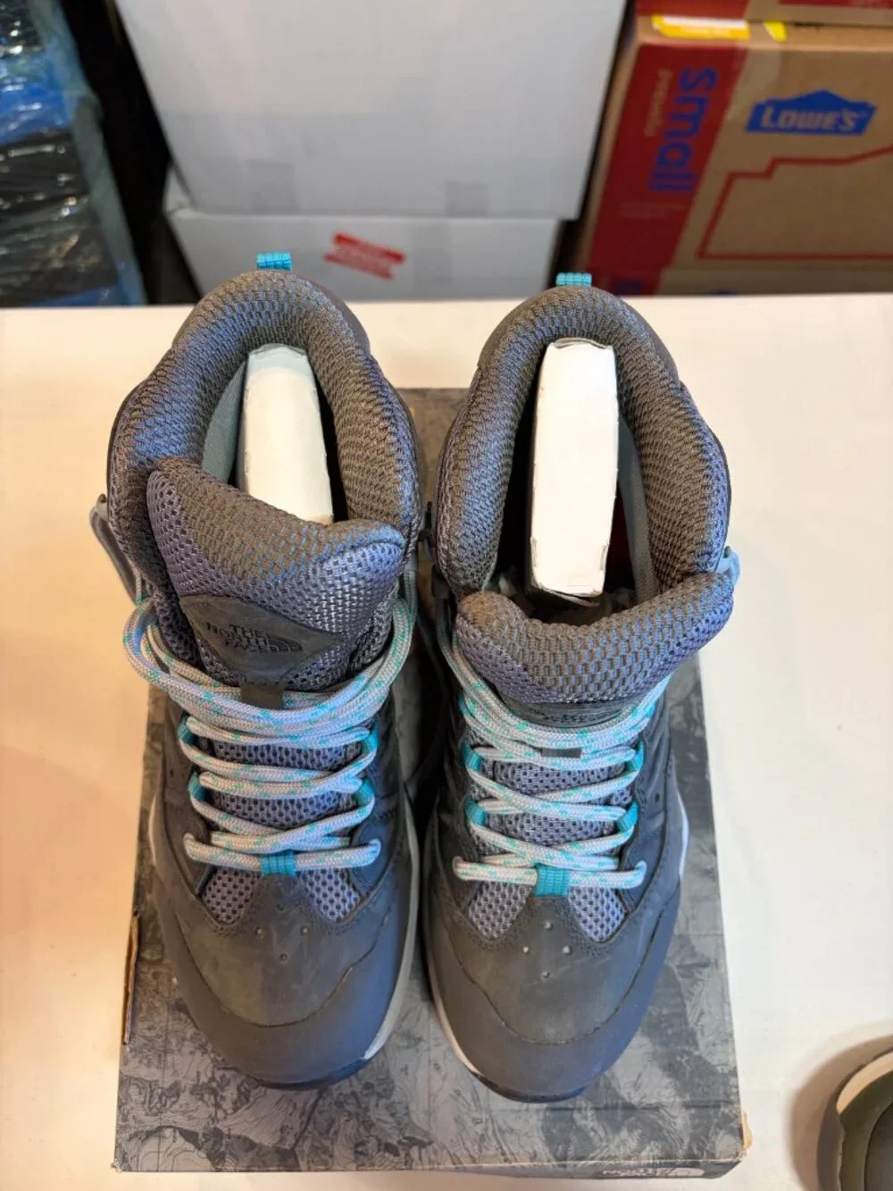 The North Face Women's Hedgehog Hike Mid GTX - Gray with Teal Accents